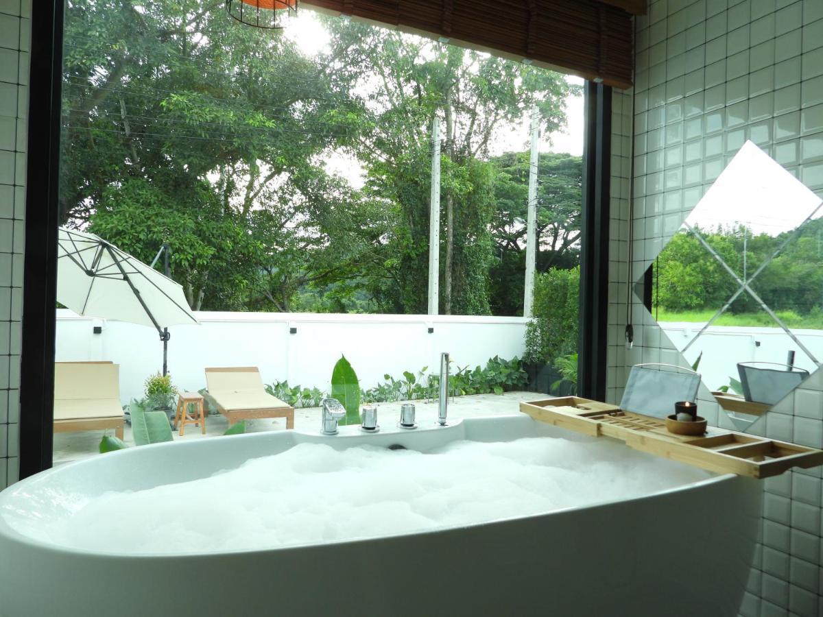 Sleep Private Khaoyai Villa Mu Si Exterior photo